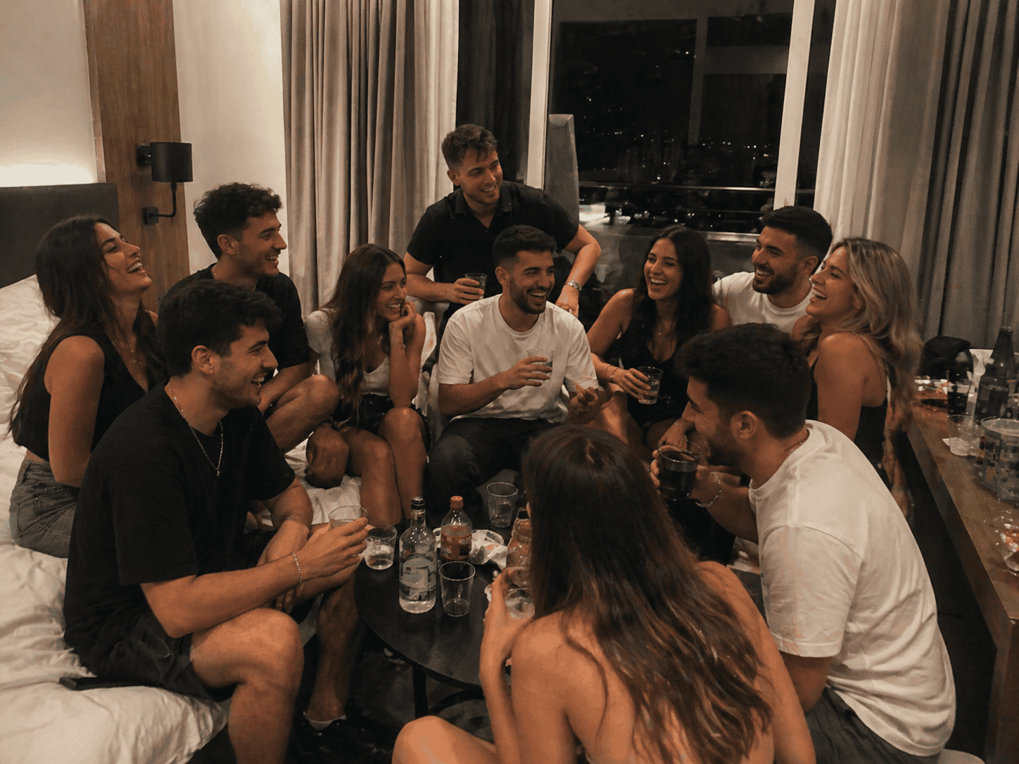 חברים בים המלח